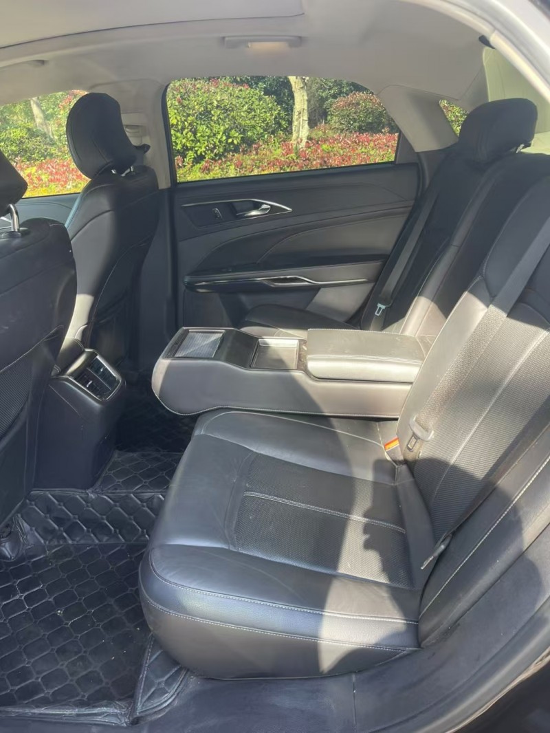 盐城16年福特金牛座8