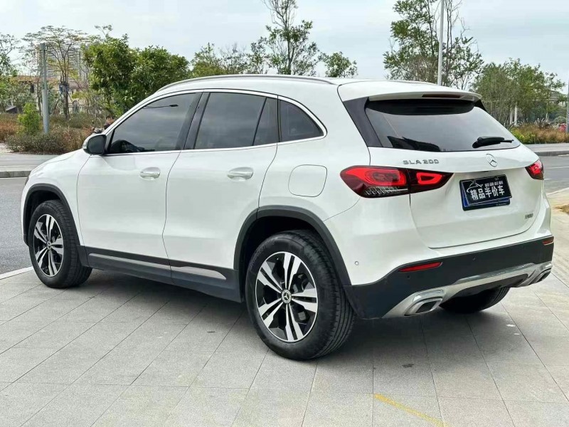 东莞21年奔驰GLA7
