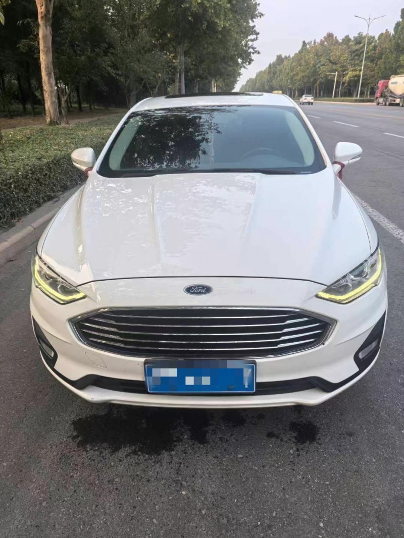 济宁19年福特蒙迪欧1