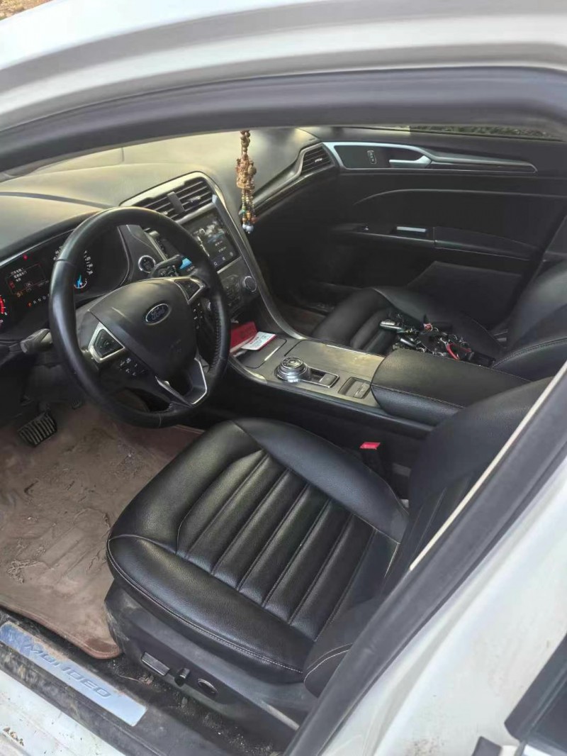 济宁19年福特蒙迪欧4