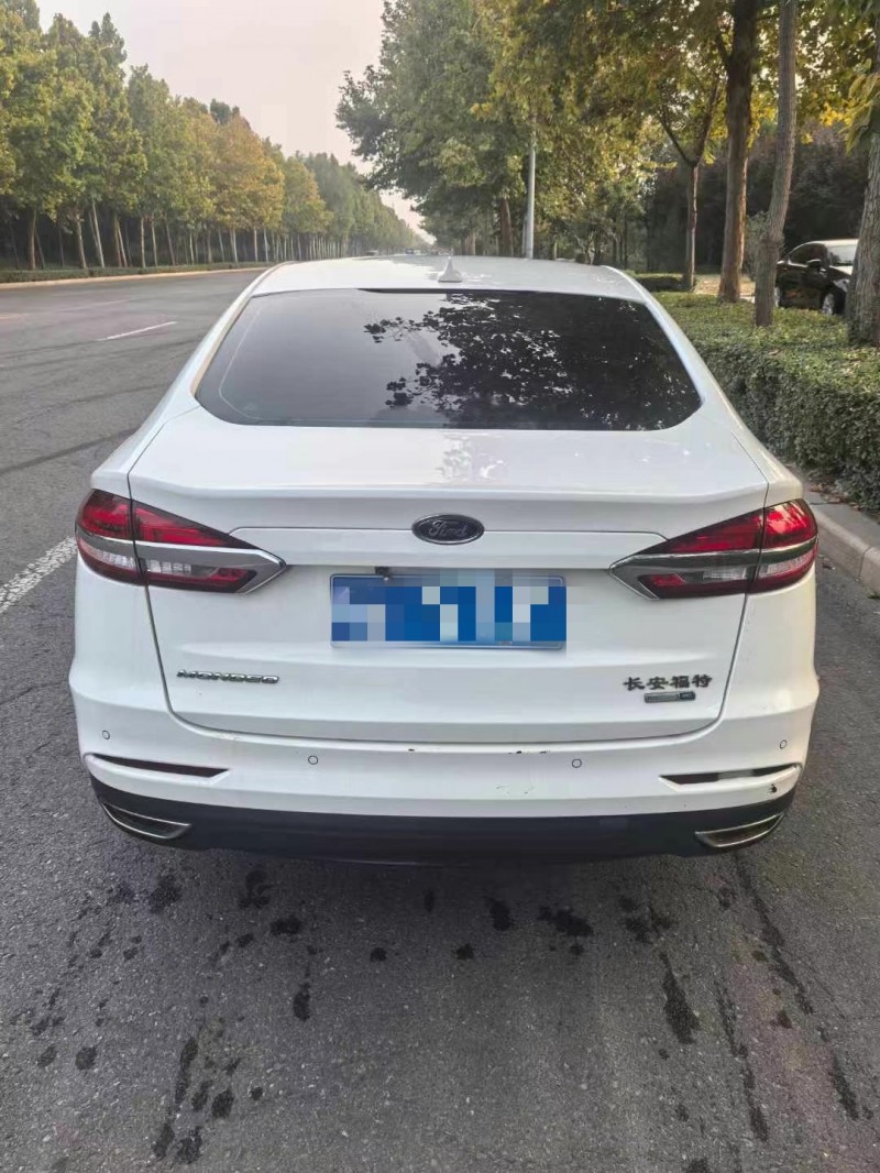 济宁19年福特蒙迪欧9