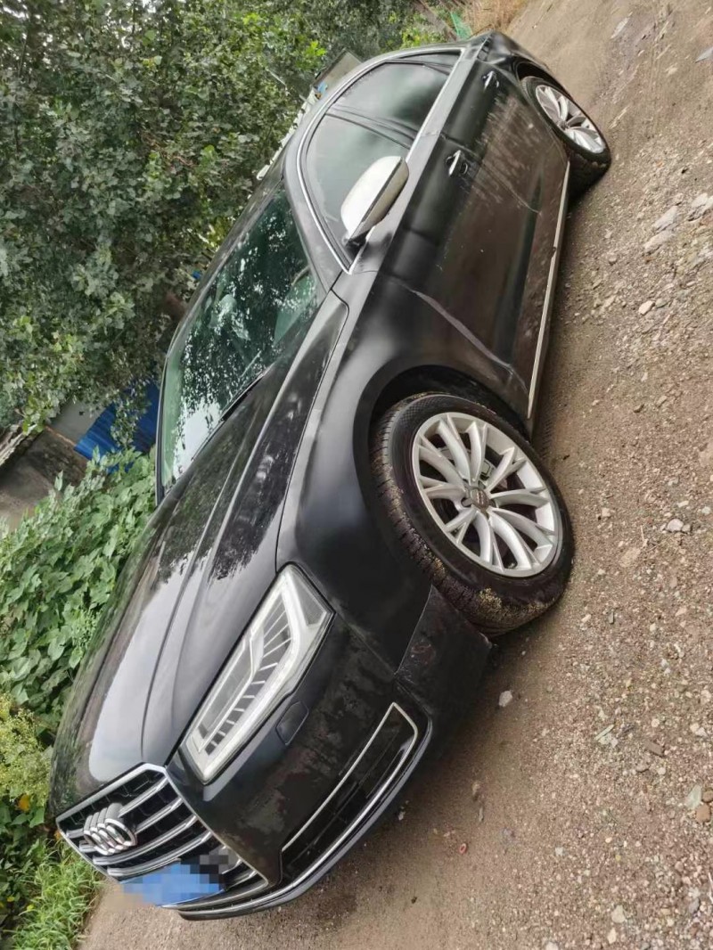 济宁15年奥迪A8L2