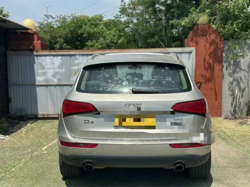 青岛16年奥迪Q59