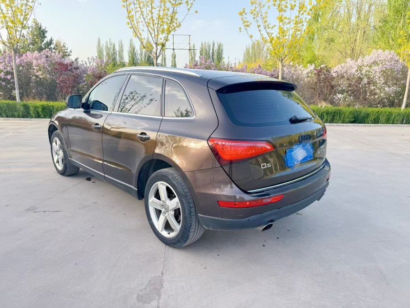 青岛16年奥迪Q58