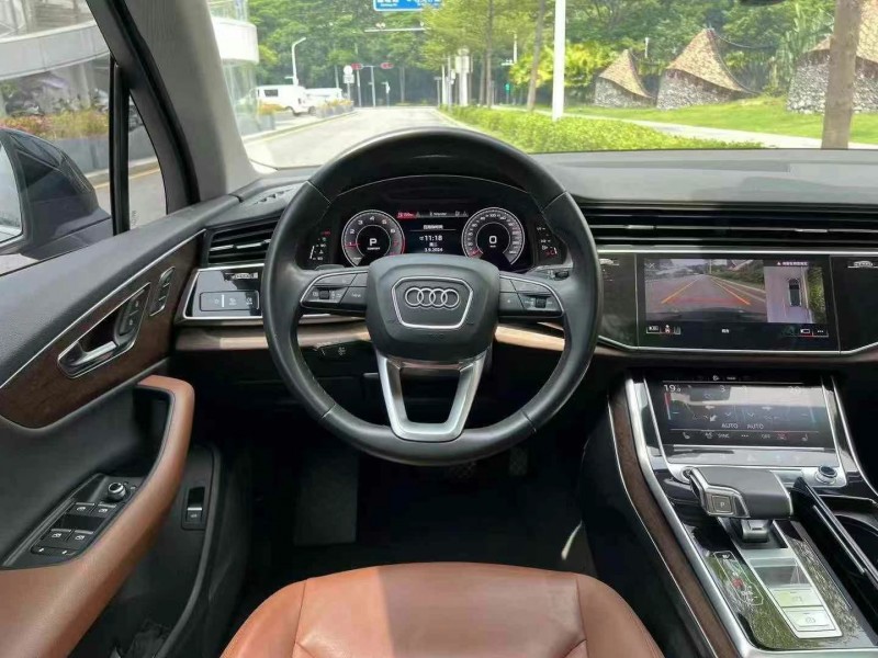 深圳21年奥迪Q75