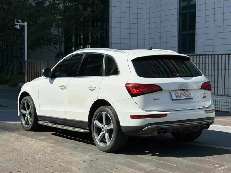佛山16年奥迪Q58