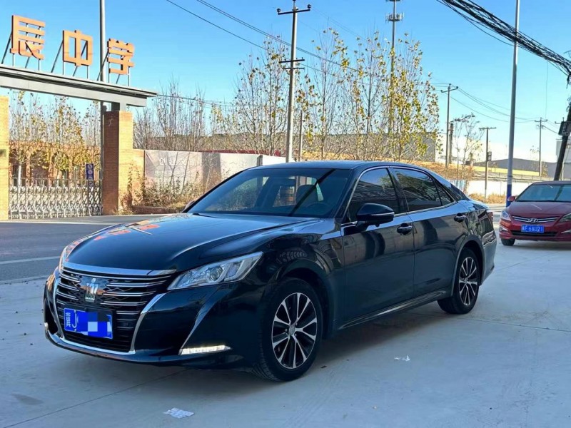 保定18年丰田皇冠2
