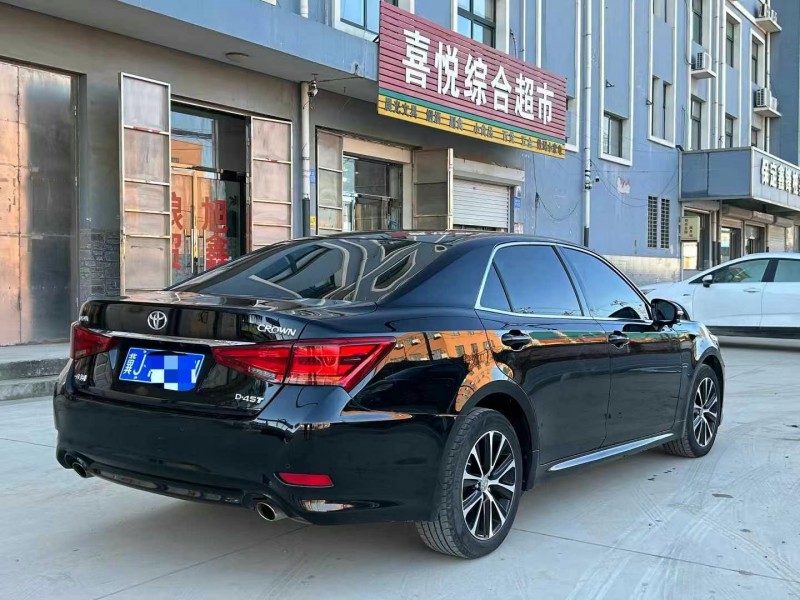 保定18年丰田皇冠4
