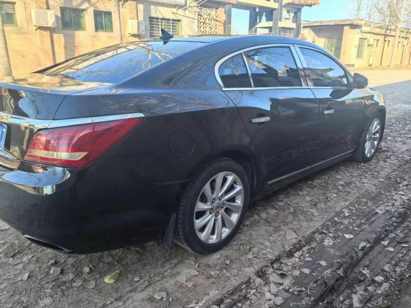 保定14年别克君越4