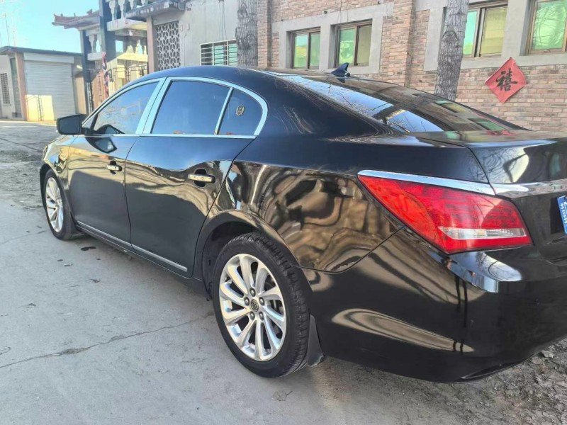 保定14年别克君越5