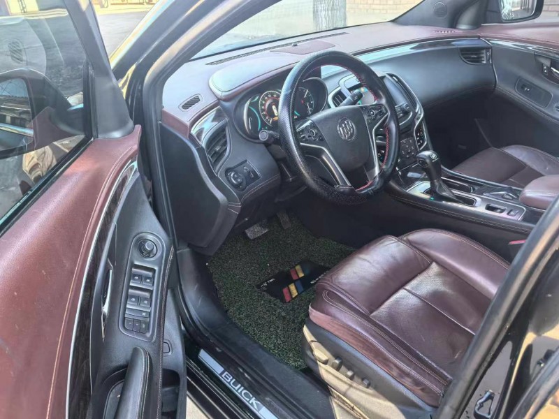 保定14年别克君越8