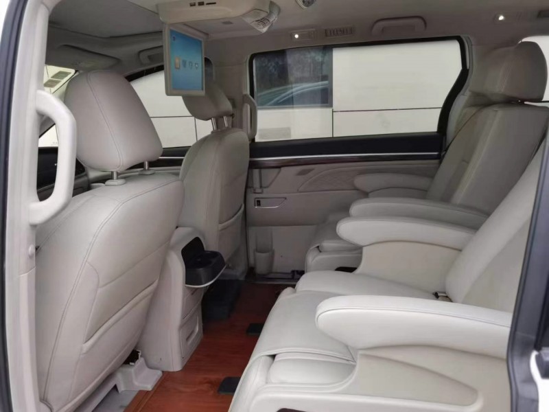 保定18年传祺M85