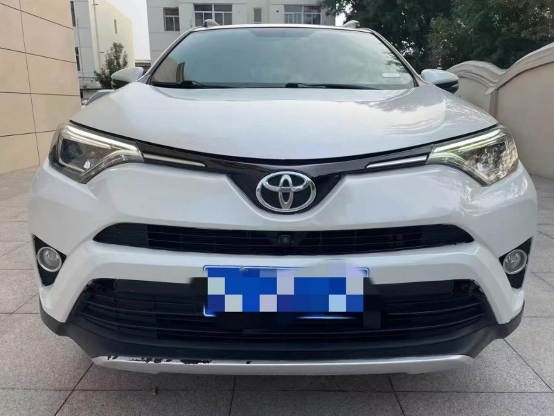 保定17年丰田RAV41