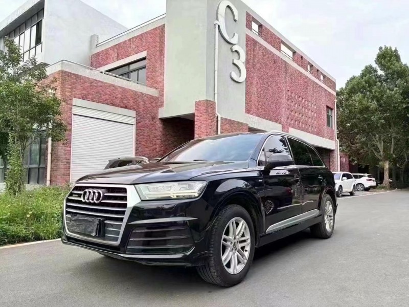 菏泽19年奥迪Q76