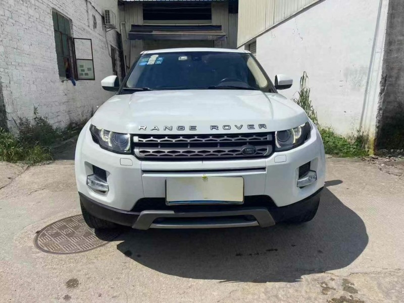 深圳16年路虎极光1