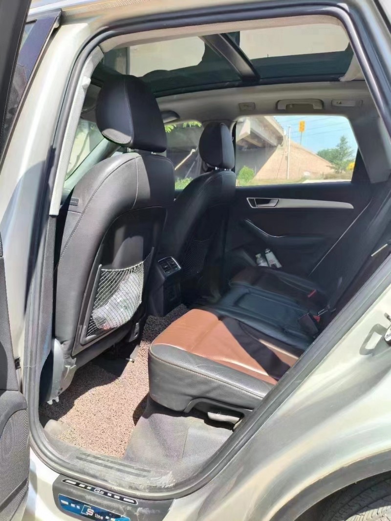 济宁16年奥迪Q53