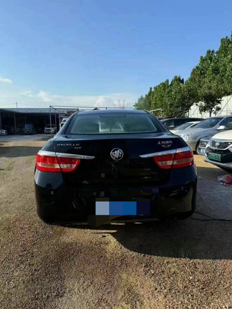 济宁14年别克英朗4