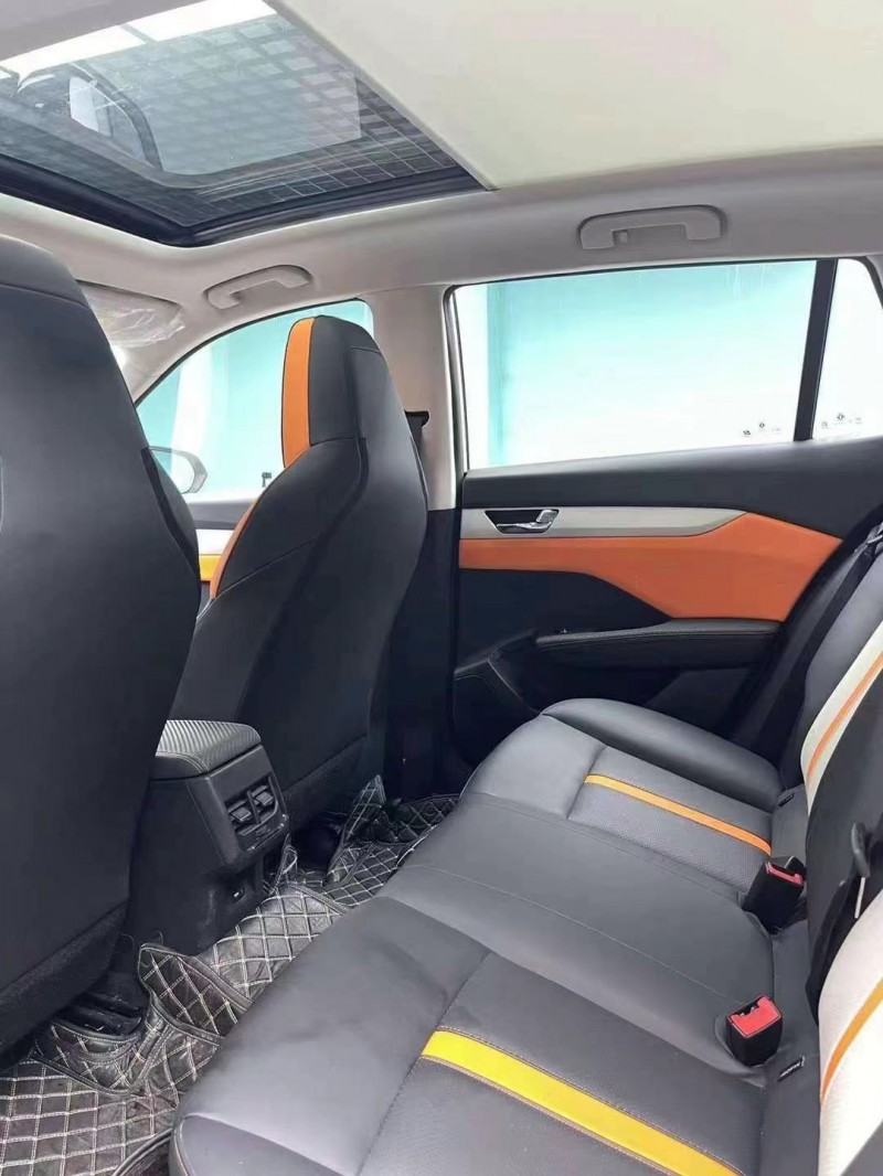 成都23年东风奕炫5