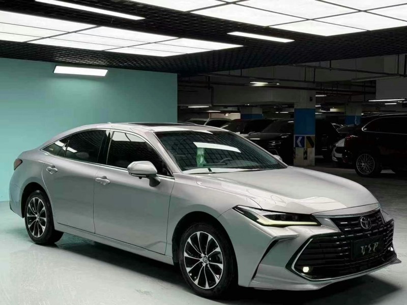 成都22年丰田亚洲龙2