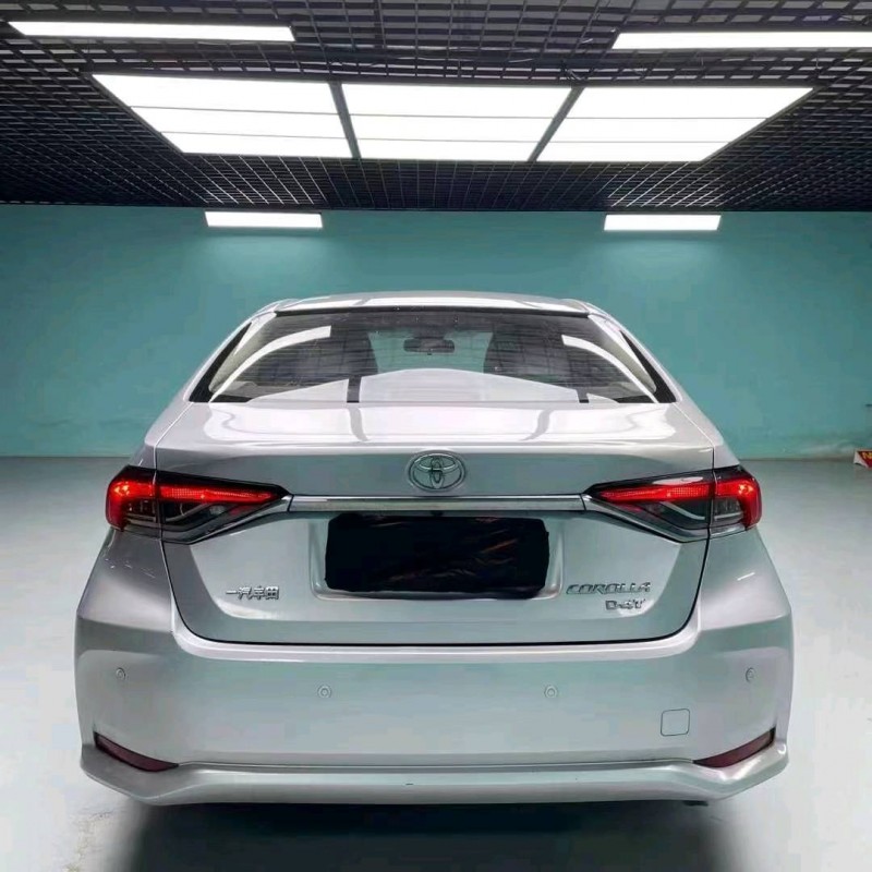 成都22年丰田卡罗拉8