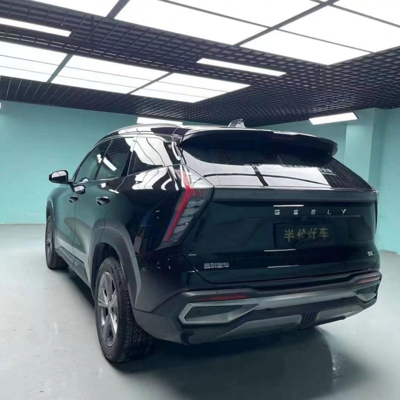 成都23年吉利博越7