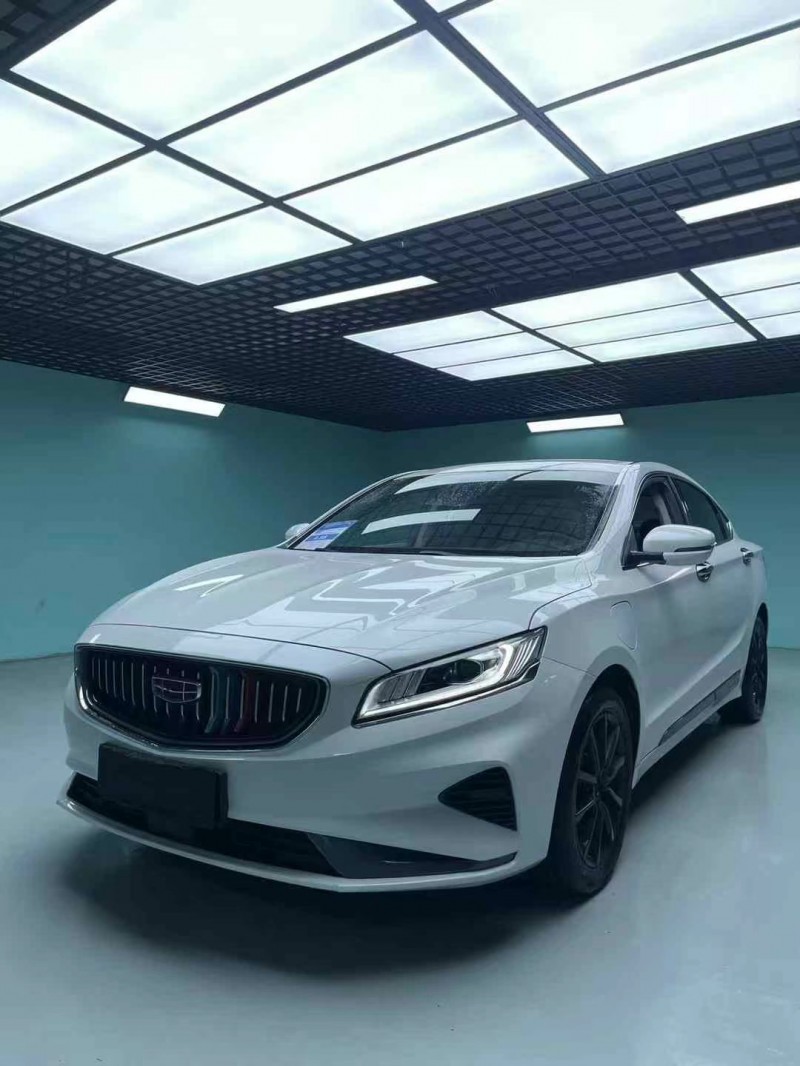 成都22年吉利博瑞2