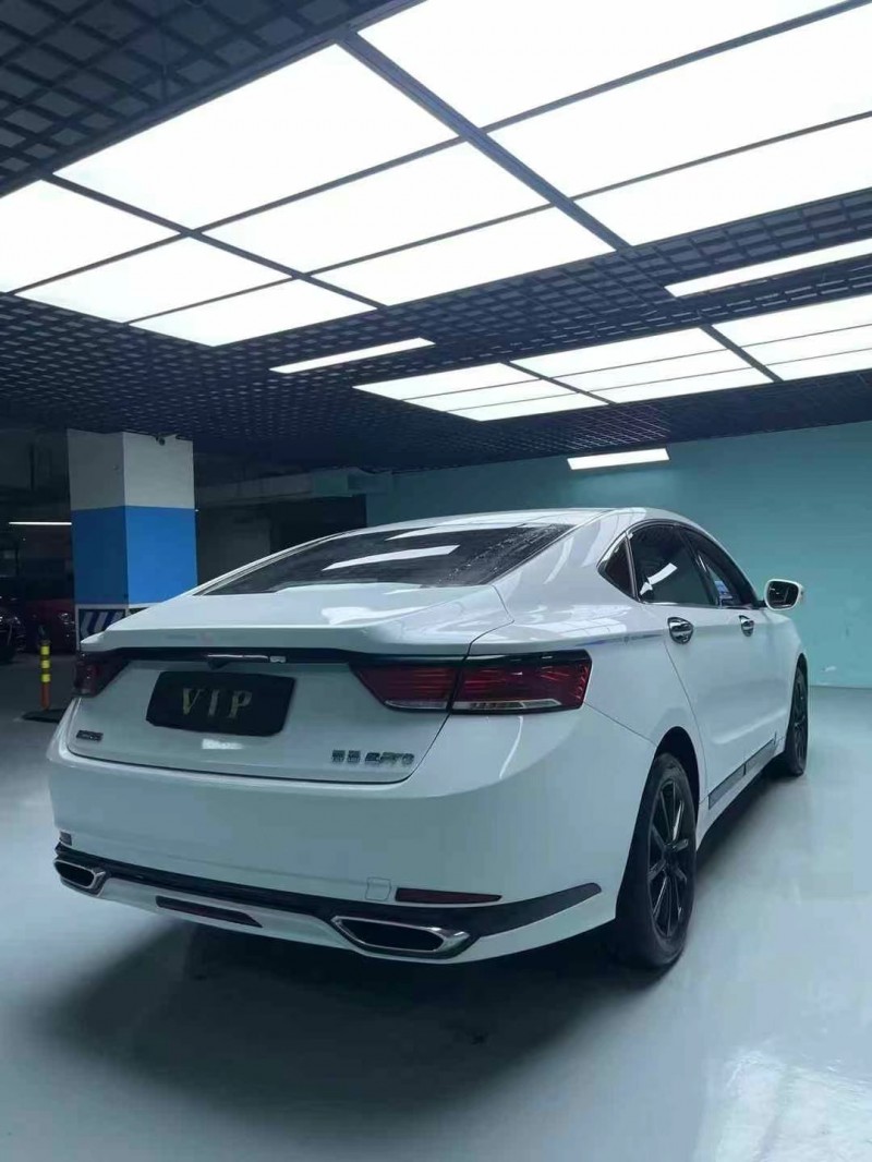 成都22年吉利博瑞9