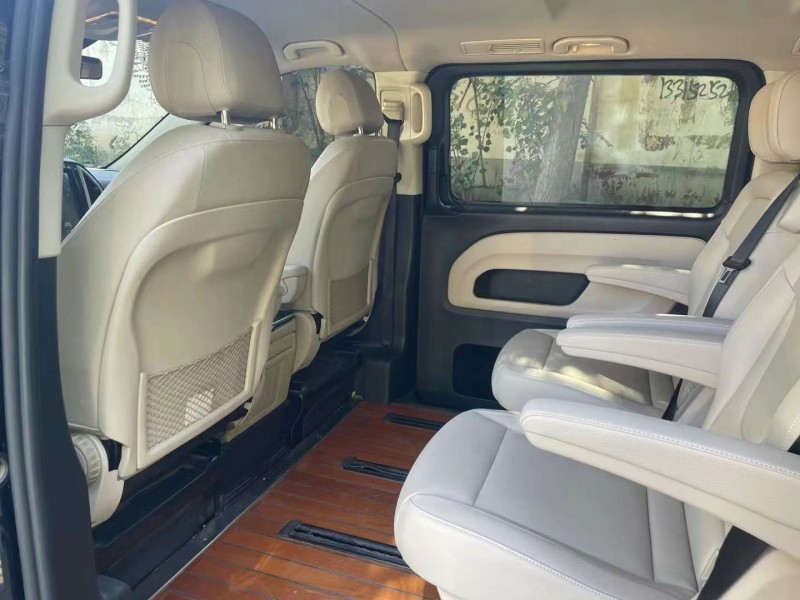 保定20年奔驰威霆7