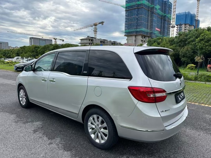 盐城16年别克GL84