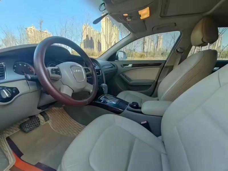 济宁12年奥迪A4L4