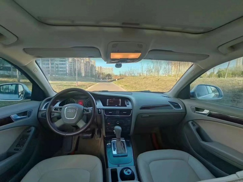 济宁12年奥迪A4L9