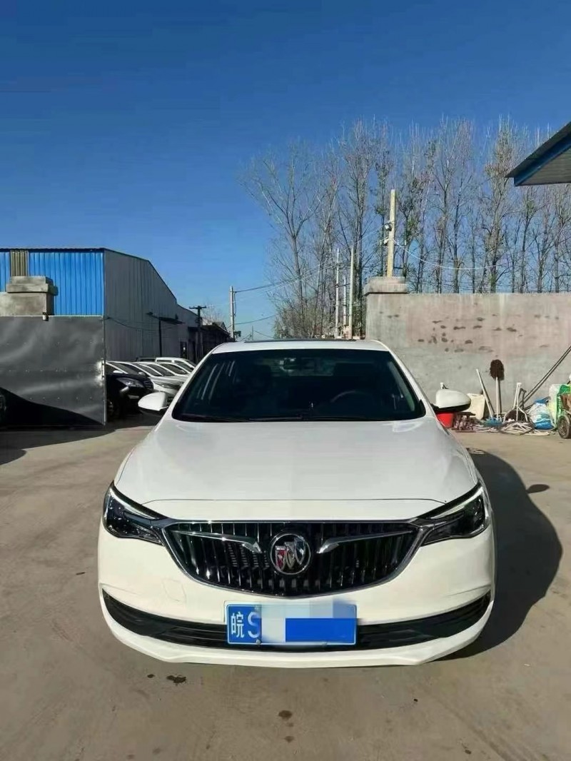 菏泽21年别克英朗1