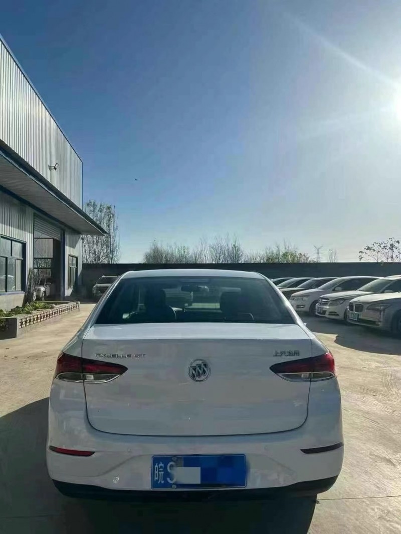 菏泽21年别克英朗3