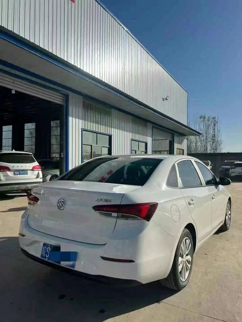 菏泽21年别克英朗6