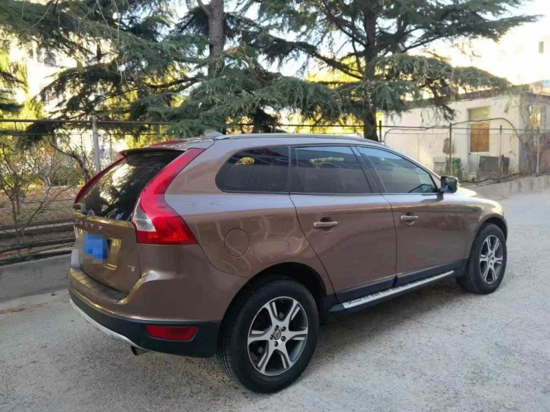 威海13年沃爾沃XC608
