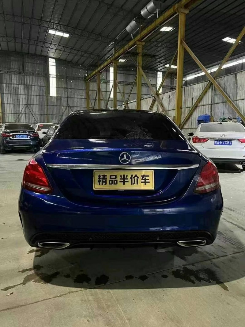 广州17年奔驰C8