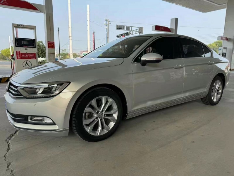 保定19年大众迈腾3