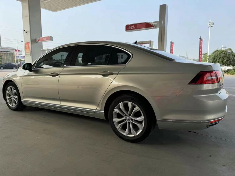 保定19年大众迈腾5