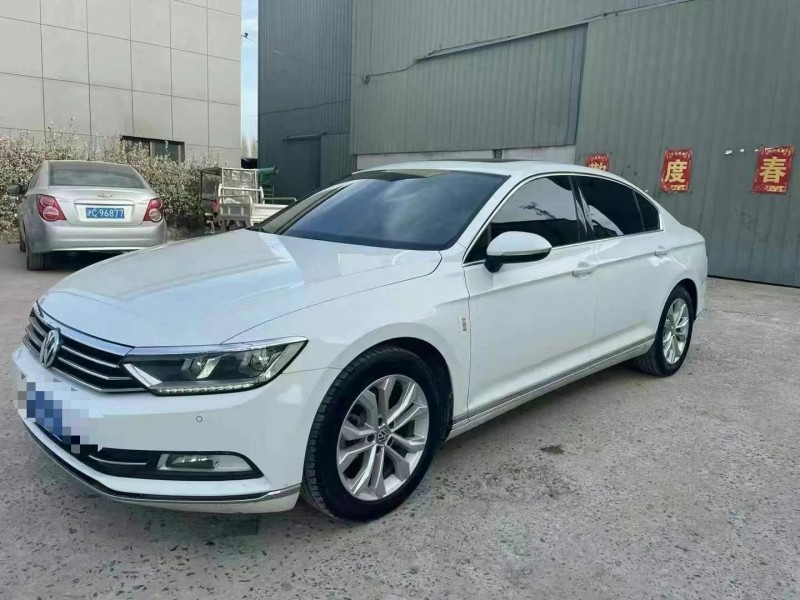 保定19年大众迈腾2