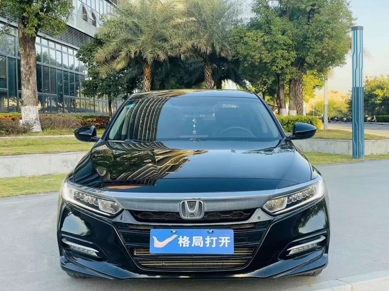 东莞19年本田雅阁1