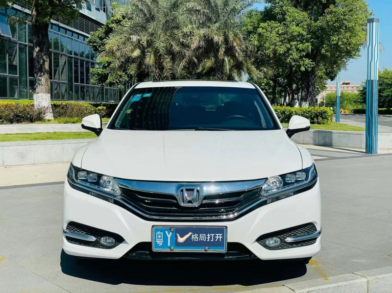 东莞17年本田思铂睿1