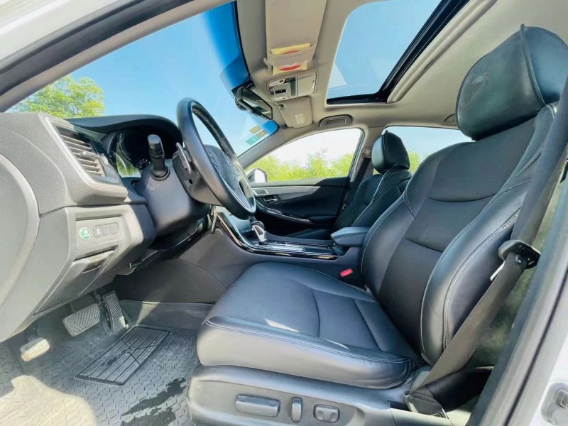 东莞17年本田思铂睿6