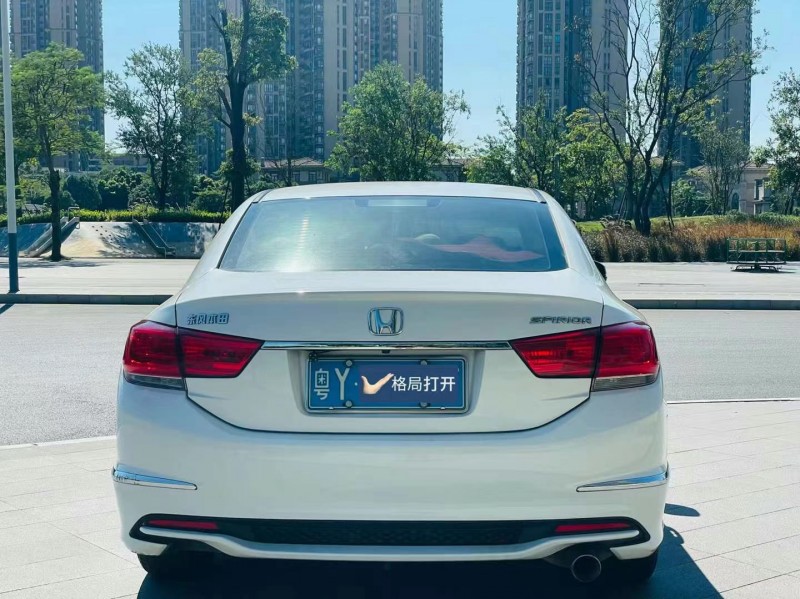 东莞17年本田思铂睿9