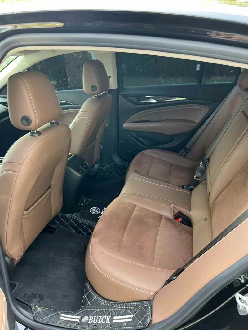 保定23年别克君威5