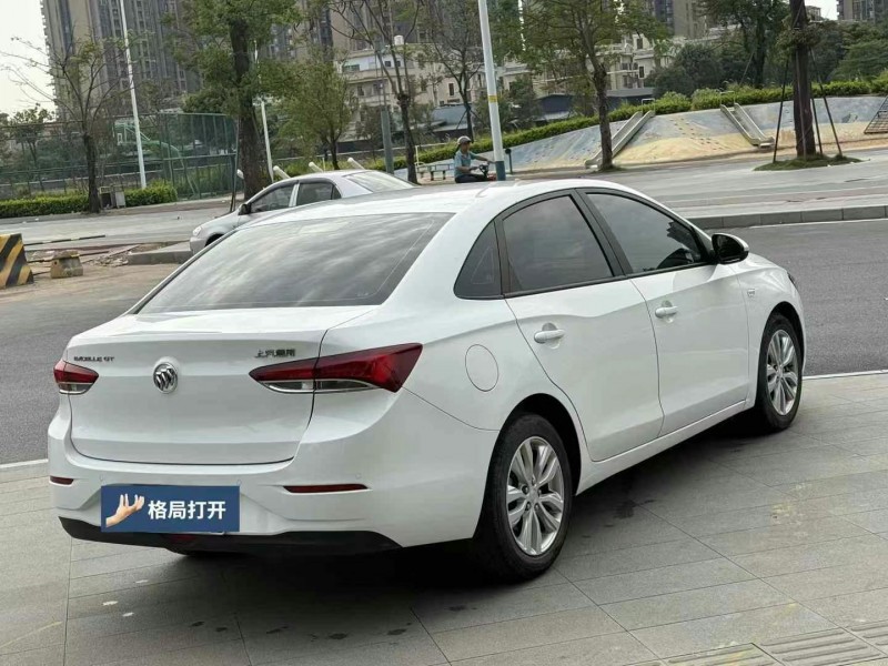 东莞22年别克英朗8