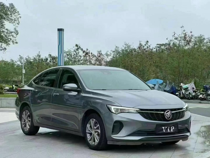 东莞22年别克威朗2