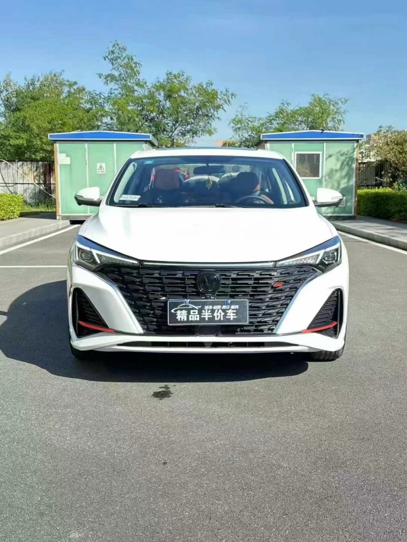 东莞22年长安汽车逸动1