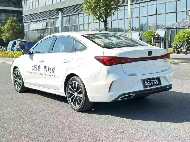 东莞22年长安汽车逸动8