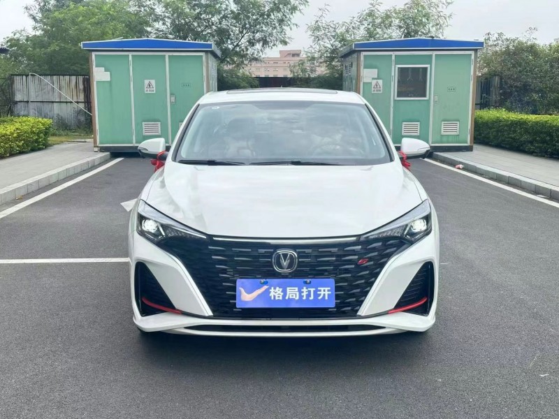 东莞24年长安汽车逸动1