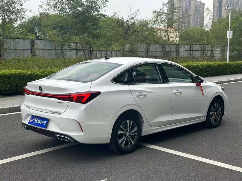 东莞24年长安汽车逸动8